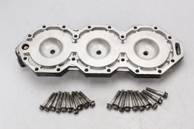 340839 337498 Johnson Evinrude 1993-2001 Cylinder Head 185 200+ HP