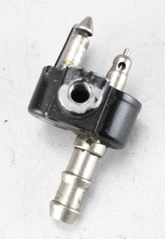 393334 376154 C# 303600 Johnson Evinrude 1968-1994 Fuel Connector 3-250 HP