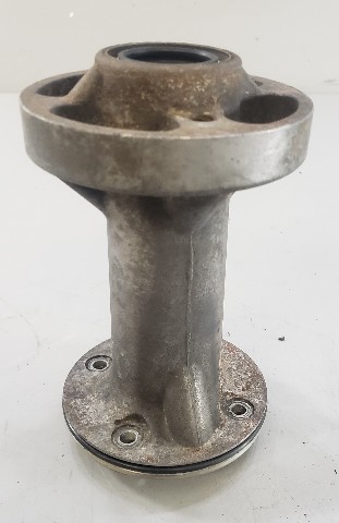 384523 397087 Johnson Evinrude 1971-98 Bearing Carrier 85 90 100 115 125 + HP