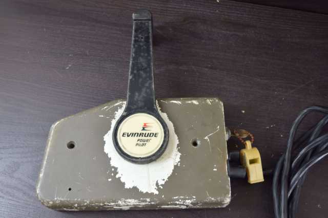 Johnson Evinrude Side Mount Control Box W/ Key & 20' Harness