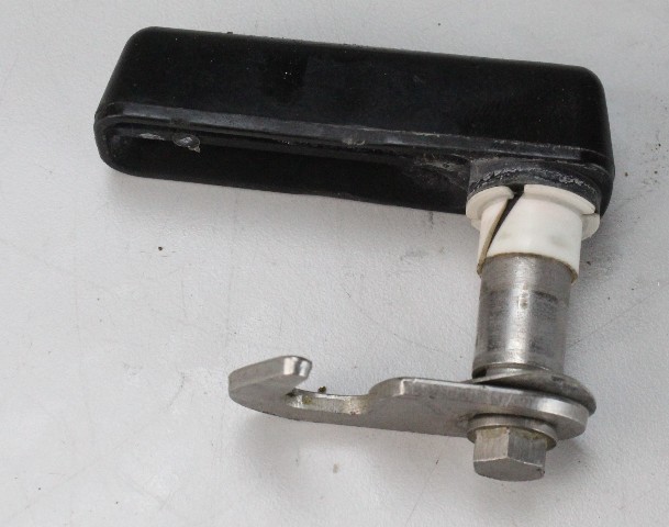 435026 Johnson Evinrude 1993-06 Latch 100 105 115 135 150 175 200 225 250 HP
