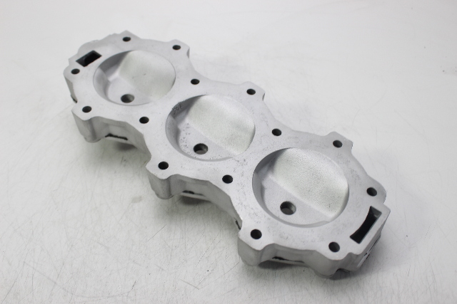 F630518 F480518 803933T Chrysler Force 1976-1990 Cylinder Head 70 75 85 90 HP