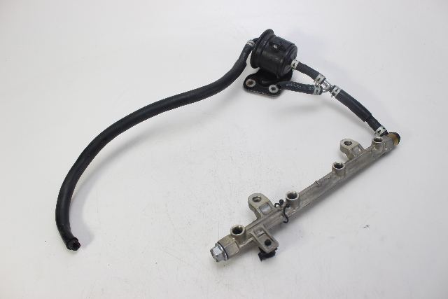 5030710 15751-99E00 Suzuki Johnson Fuel Rail 60 65 70 HP 1998 - 2006