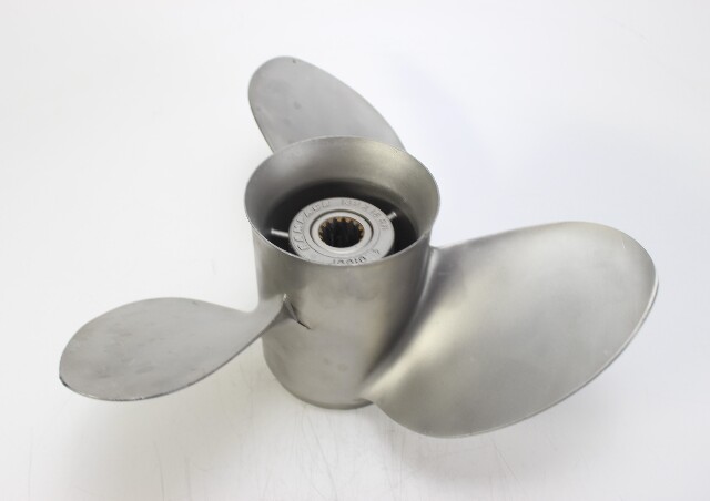 13-1/4 x 16 Stainless Steel Rampage Propeller Mercury Yamaha Honda 15S 6 MO WTY