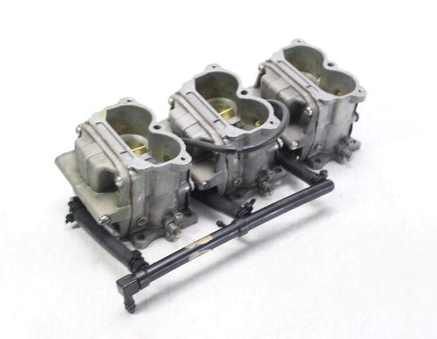 431795 Johnson Evinrude 1986-1990 OEM Carburetor Set of 3 & Fuel Manifold 150 HP