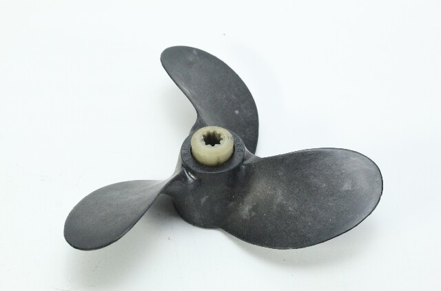 477265-1 Force Chrysler RH Plastic Propeller 8 x 9-1/4 6 7.5 8 HP