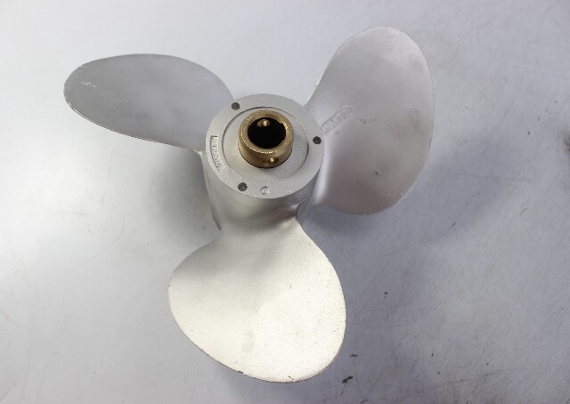 OMC Johnson Evinrude 1968 3 Blade 12-1/2 x 16 Propeller Aluminum 90 100 HP
