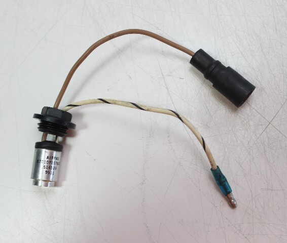 585023 514388 Johnson Evinrude 1995-2001 Port Temperature Switch 125 130 135 HP