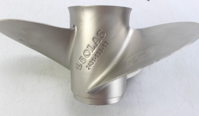 Johnson Evinrude Solas RH STT 13-3/8 X 17 Propeller 60 65 70 + HP 6 MO HUB WTY