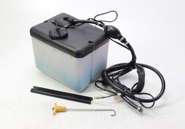 176712 174164 OEM Johnson Evinrude 1983-1997 Oil Tank 1.8 Gal Supply Only