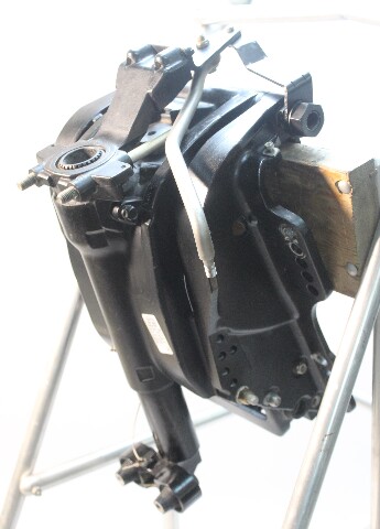 850066A1 822866T04 Mercury 2002-2006 20" Swivel & Transom Brackets 40 50 60 HP