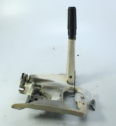 Johnson Evinrude 1980 - 1985 Steering Bracket & Tiller Handle 20 25 30 35 HP