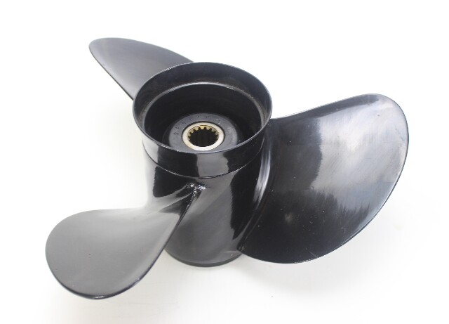 Force 13-1/2 x 15 Propeller 85 90 120 125 150 HP 6 MONTH WARRANTY Michigan Wheel