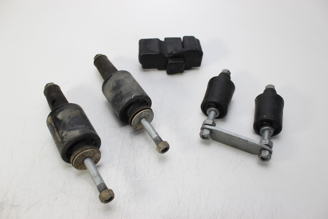 54130-90J40 54160-90J20 Suzuki 2001&Up Upper & Lower Mount Set 90 100 115 140 HP
