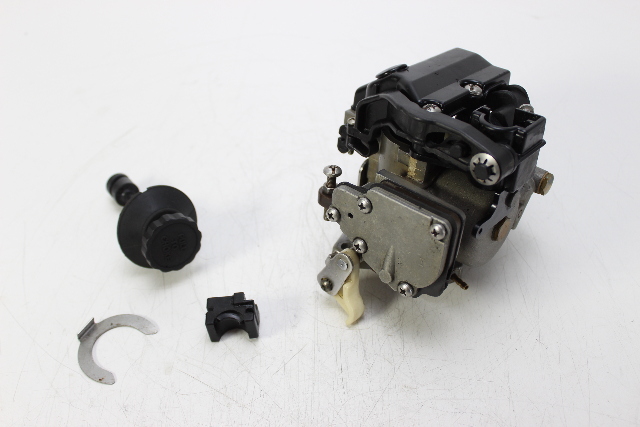 9266T22 WMC-18B Mercury 1986-2006 Carburetor 6 8 9.9 13.5 15 HP With Cover