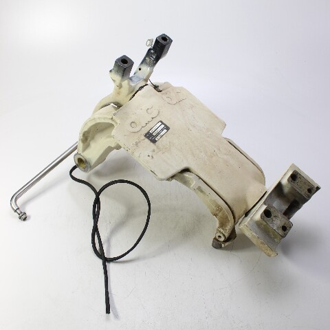 434691 434164 Johnson Evinrude 1991-98 Swivel Bracket & Steering Arm 20in 90 HP