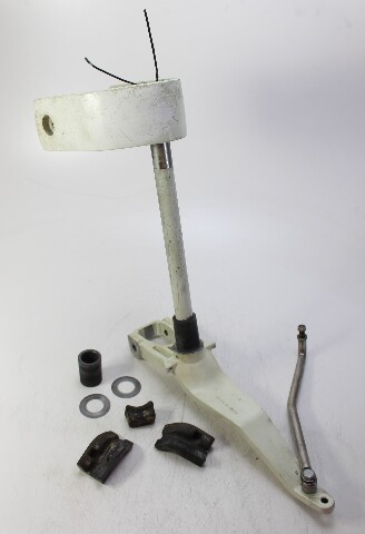43750-95604-0ED Suzuki 1986-1997 Steering Arm W/ Yoke 85 HP 20" 3 Cylinder