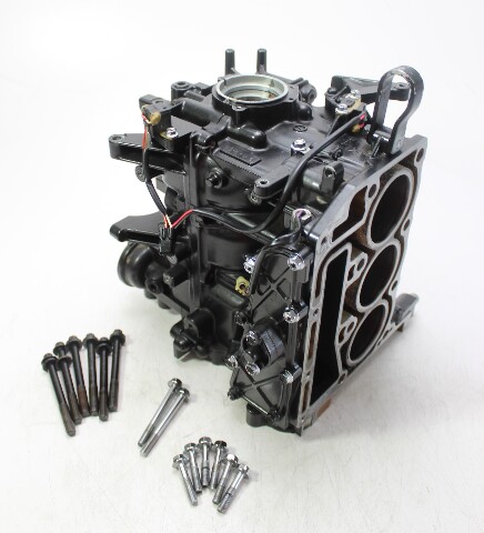 11300-89JV0-019 Suzuki 2000-2007 Cylinder Block DF 25 30 HP 4 Stroke 3 Cylinder