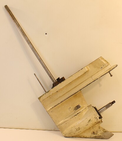 Chrysler 20" Long 1972 1973 1974 1975 Lower Unit 85 100 105 HP 3 Cylinder