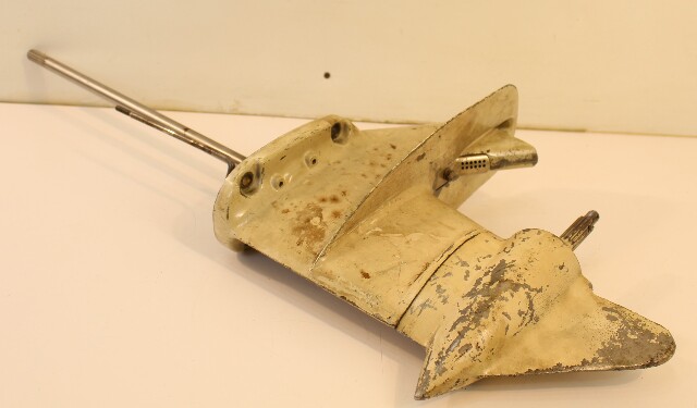 1974 1975 1976 1977 1978 - 1988 Chrysler 15" Driveshaft Lower Unit 35 40 50 HP