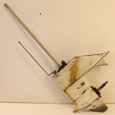 1974 1975 1976 1977 1978 1979 - 1988 Chrysler 20" Long Lower Unit 35 40 50 HP