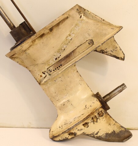 1960s Johnson Evinrude Splitcase 20" Long Mechanical Shift Lower Unit 35 40 HP