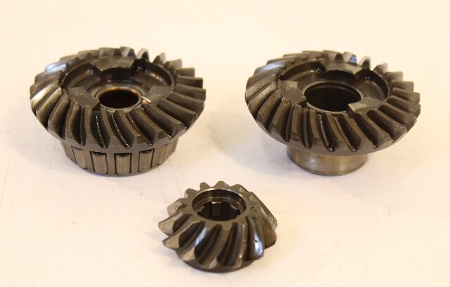 Yamaha 1984 1985 1986 1987 - 1993 Forward Reverse & Pinion Gear Set 35 40 HP