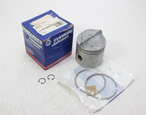 5006663 778496 NEW OEM Johnson Evinrude 1976-1984 Piston & Ring Kit 25 35 HP NOS