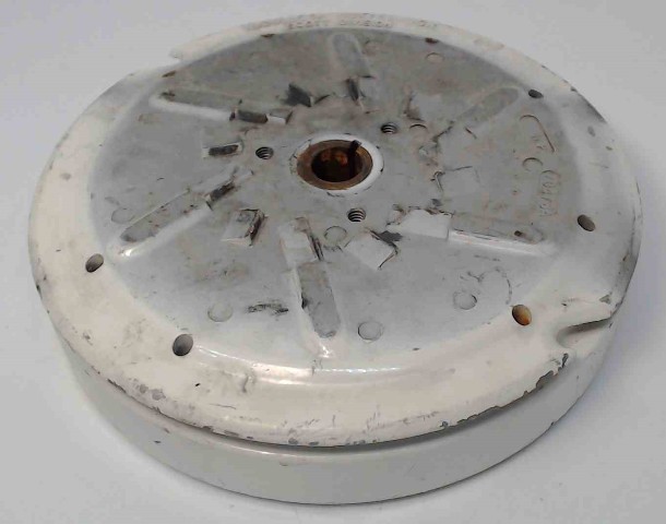 C# 70476A Sears Manual Flywheel 7.5 HP 2 Cylinder