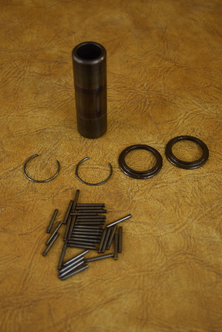 326764 Johnson Evinrude 1985-2012 & Up Wrist Pin & Bearings 120 125 140 200 + HP