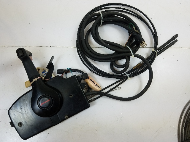 Mercury Side Mount Remote Control Box Controls W/ Key & Trim Switch & Cables
