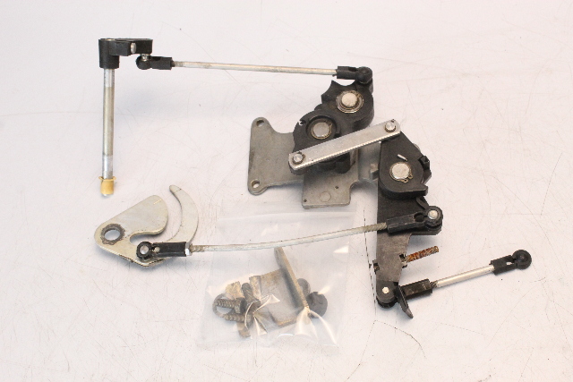 17764A2 Mercury 1980-1987 Throttle Linkage Set 18 20 25 HP