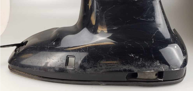 850301 850301F1 Mercury Starboard Bottom Cowl