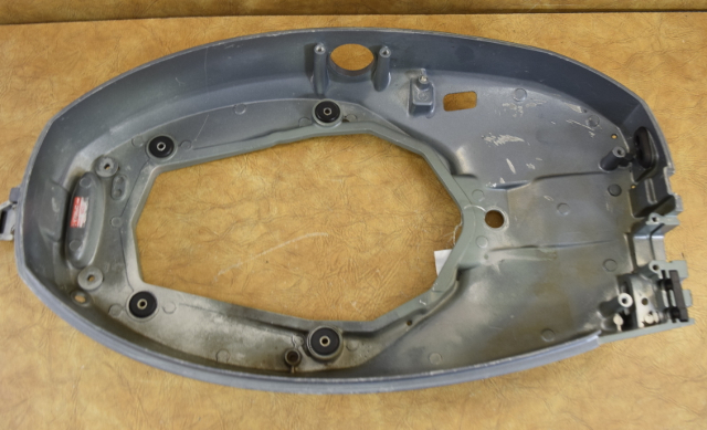 62Y-42711-10-4D Yamaha 1995-1999 Bottom Cowl 40 50 HP 4 Cyl 4 Stroke