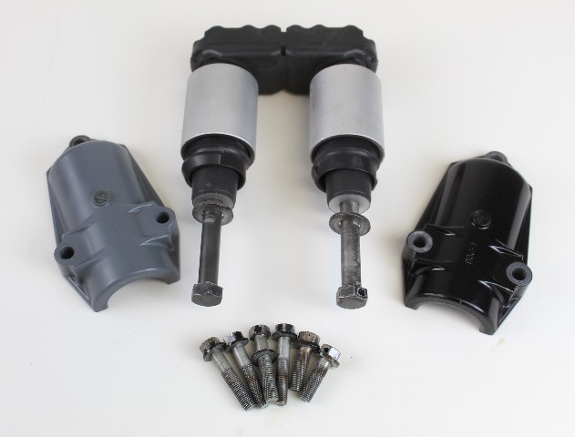 54151-96J01 54160-96J01 Suzuki 2006-13 Lower Thrust Mount & Cover 150 175 HP