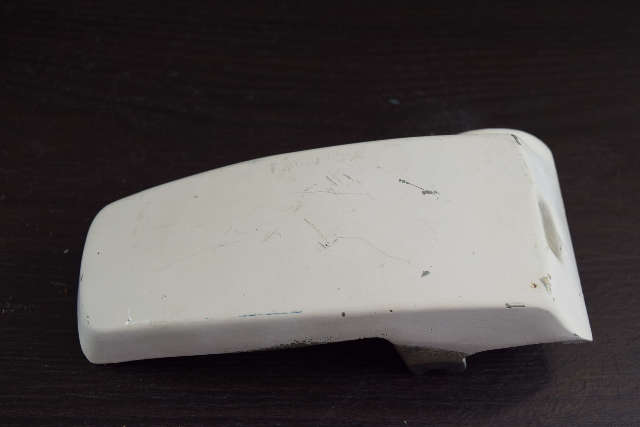 1971-2005 Johnson Evinrude Lower Mount Brackets 323109 20 25 28 30 35 HP