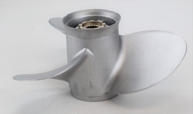 77340A40 Mercury 1961 & UP RH Aluminum Propeller 14 x 13 3 Blade 40-150 HP 15 Sp