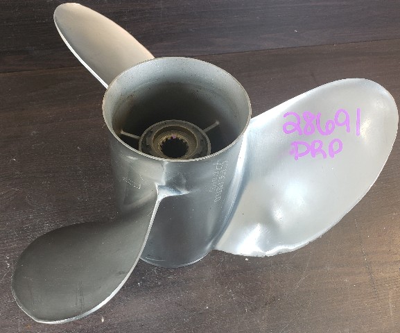 Mercury Stainless Steel Propeller RH 3 Blade 15 Splines 15 x 25