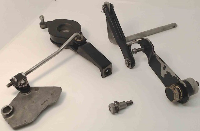 393545 387800 Johnson Evinrude 1985-98 Bellcrank & Pin & Lever  50 60 65 70+ HP