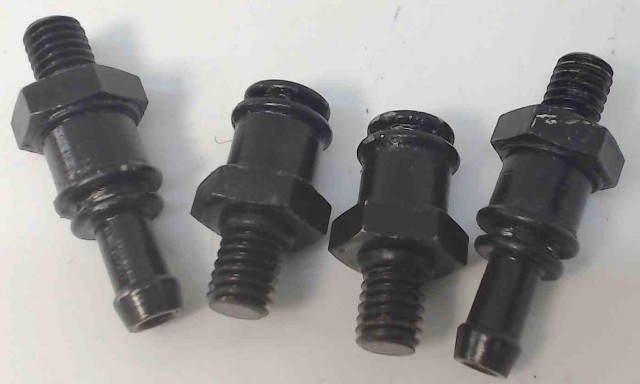 343904 Johnson Evinrude 1997-98  Pulse Hose Fuel Bracket Nipple Mounts 150 175 HP