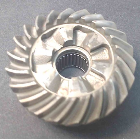 859101-C# Mercury Forward Gear & Bearing 22 Teeth