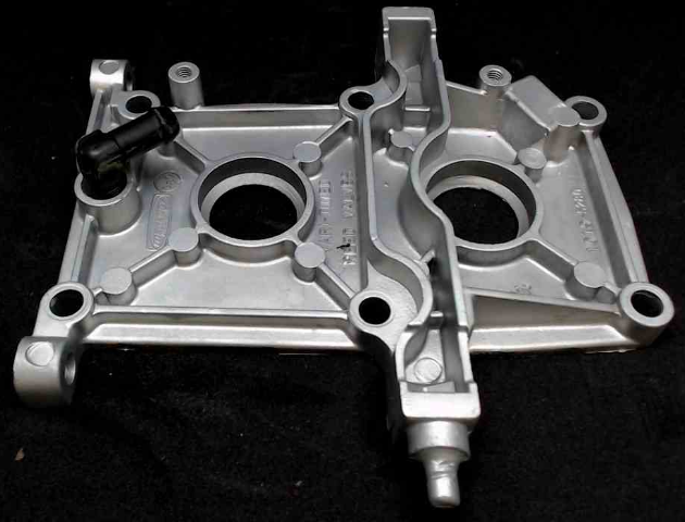 7465A1 C# 1019-5280 Mercury 1975-1985 Cylinder Block Cover 7.5 9.8 HP 2 Cylinder