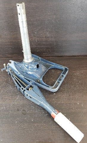 315632 316358 Johnson Evinrude 1971-72 Steering Bracket, Shaft & Handle 18 20 25HP