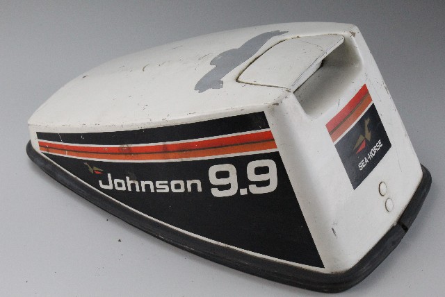386822  Johnson Evinrude 1975 Top Hood Cowl Cowling Cover 9.9 HP