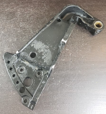 8718F7 C# 3401-8717-C3  Mercury 1976-98 STBD Transom Bracket 45 50 60 65 JET+ HP