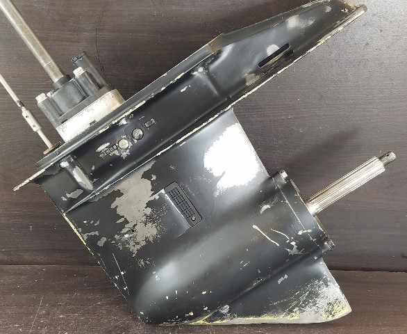 Unknown Years Nissan 20" Long Lower Unit 120 140 HP 2-Stroke FOR PARTS OR REPAIR