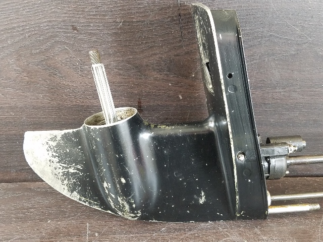 Mercury 1970-1975 20" Lower Unit 7.5 9.8 HP 2 cyl FOR PARTS OR REPAIR!