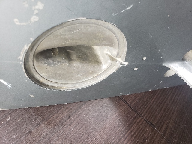 1655-9572-C Mercury 1988-90 Lower Unit Gearcase Housing XR4 Mag II 150