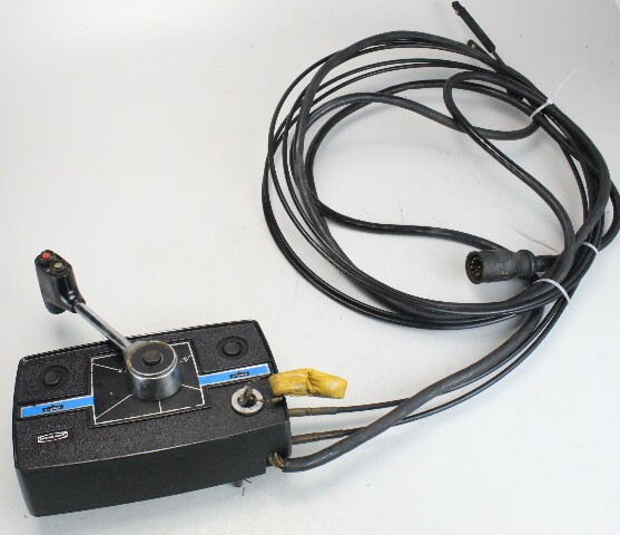 Mercury Side Mount Remote Control Box W/ Key Cables & Harness