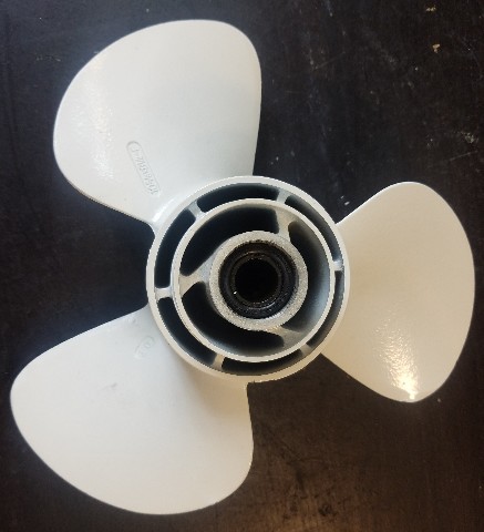 6J8-W4591-00-EL Yamaha 1994-05 Propeller RH Aluminum 20 25 30 HP 10.63 x 8.25